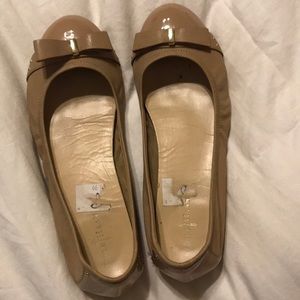 Tan flats